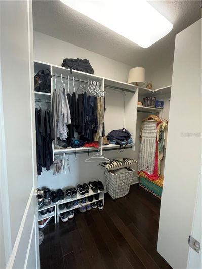 Image No.19-3 Bed Townhouse for sale