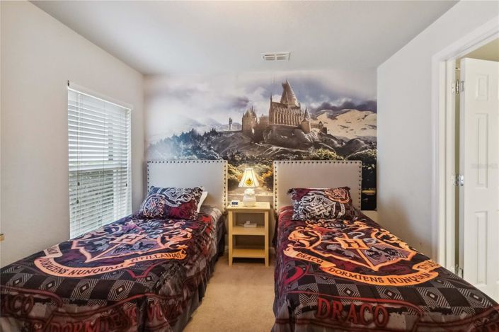 Image No.28-5 Bed House for sale