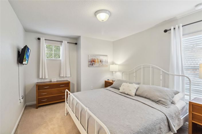 Image No.34-5 Bed House for sale