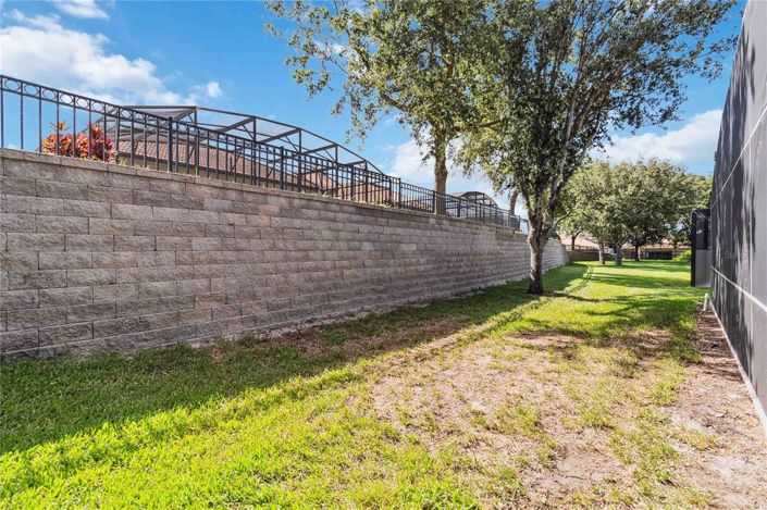 Image No.47-5 Bed House for sale