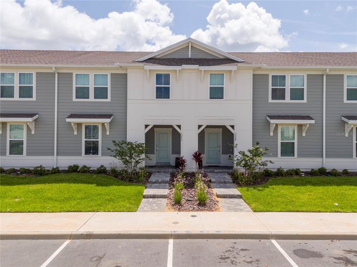 Image No.83-5 Bed Townhouse for sale