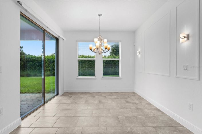 Image No.8-4 Bed House for sale