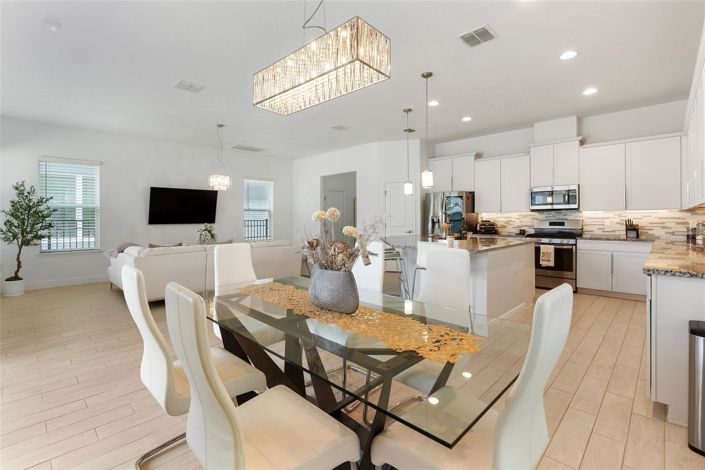 Image No.10-4 Bed House for sale