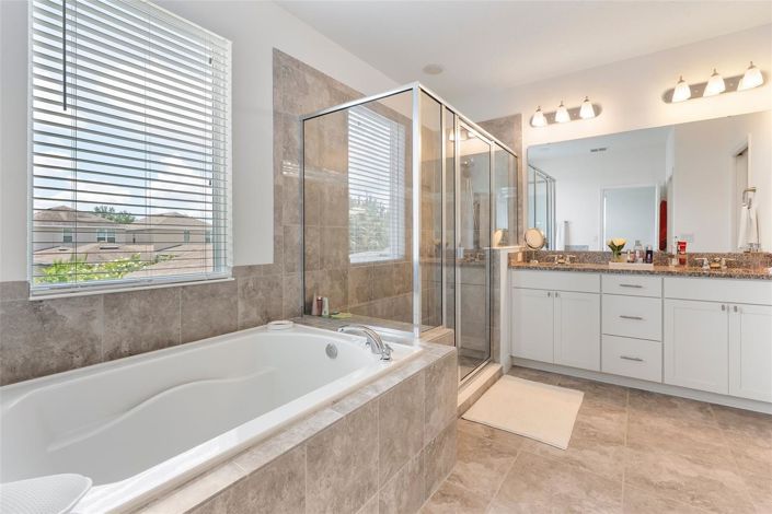 Image No.21-4 Bed House for sale