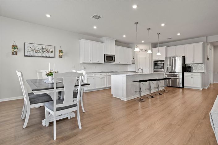 Image No.16-5 Bed House for sale