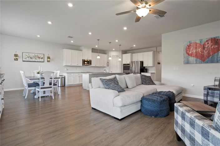 Image No.19-5 Bed House for sale