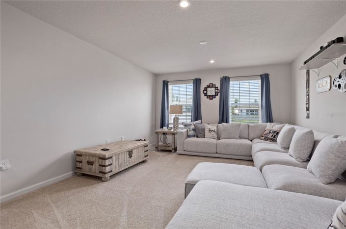 Image No.26-5 Bed House for sale