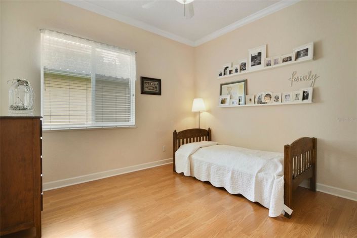 Image No.15-4 Bed House for sale