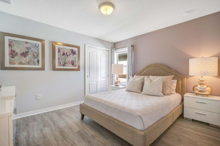 Image No.24-6 Bed House for sale