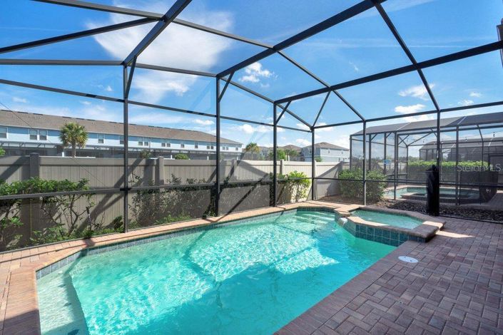 Image No.29-6 Bed House for sale