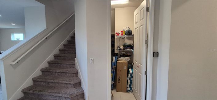 Image No.19-6 Bed House for sale