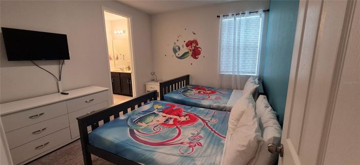 Image No.26-6 Bed House for sale