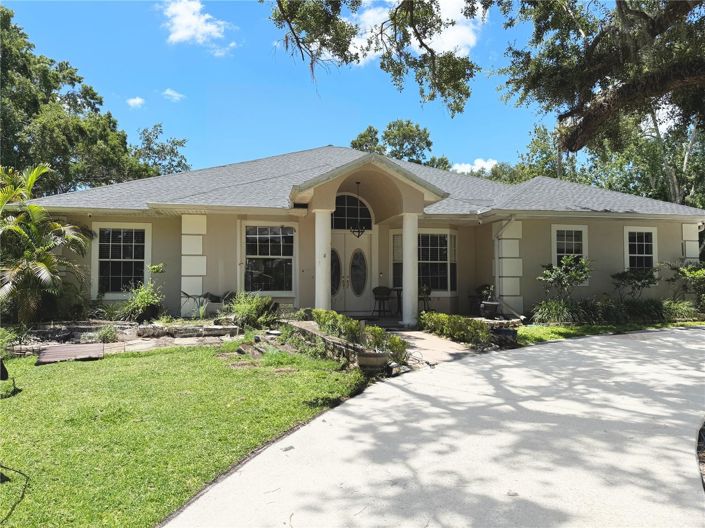 Image No.2-4 Bed House for sale