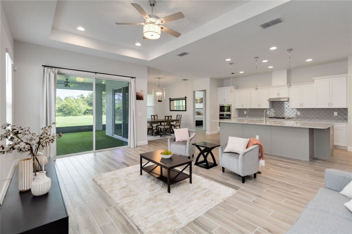 Image No.11-3 Bed House for sale