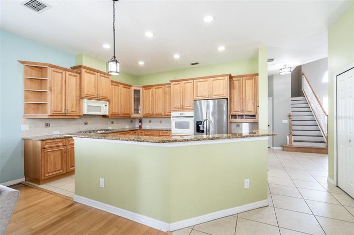 Image No.18-4 Bed House for sale