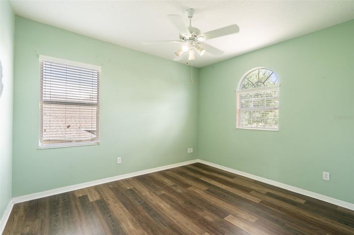 Image No.35-4 Bed House for sale