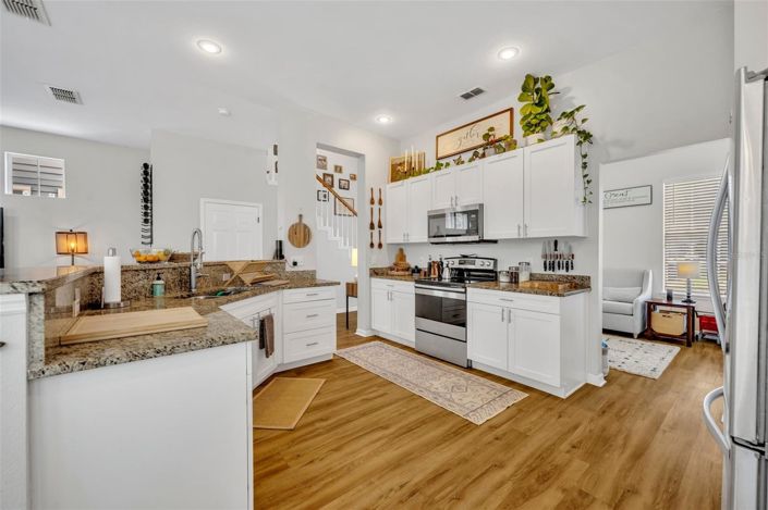 Image No.16-3 Bed House for sale