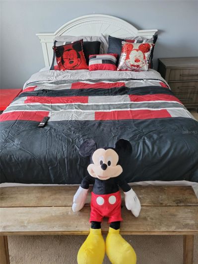 Image No.27-6 Bed House for sale