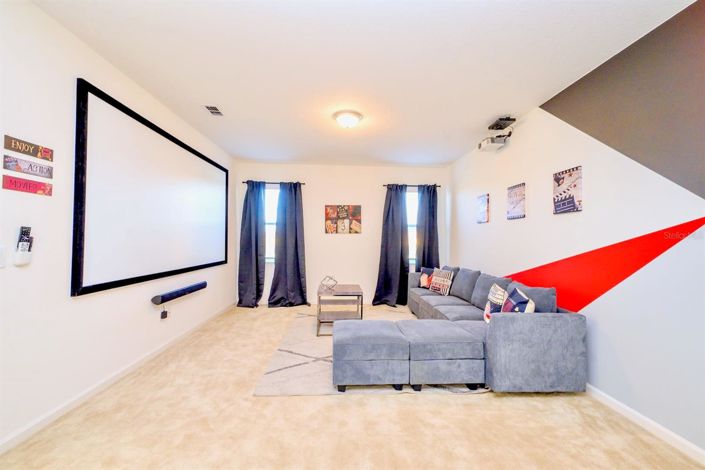 Image No.13-8 Bed House for sale