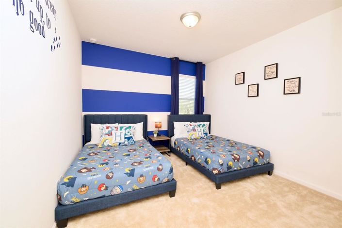 Image No.28-8 Bed House for sale