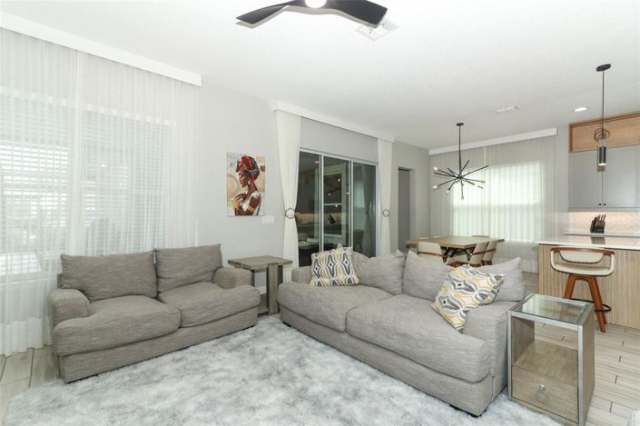 Image No.10-4 Bed House for sale