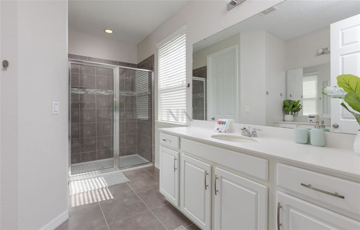 Image No.14-5 Bed House for sale