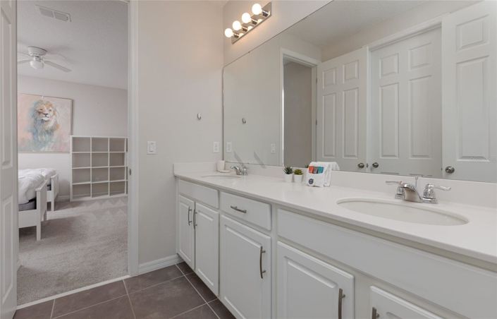 Image No.20-5 Bed House for sale