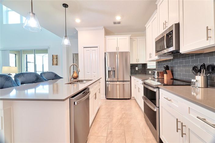 Image No.15-5 Bed House for sale