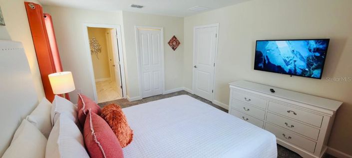 Image No.27-7 Bed House for sale