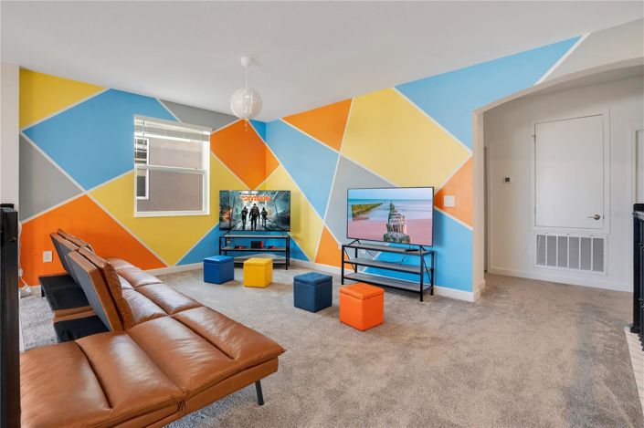 Image No.18-5 Bed House for sale