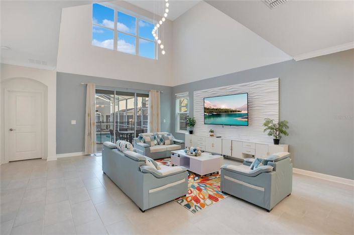 Image No.4-5 Bed House for sale