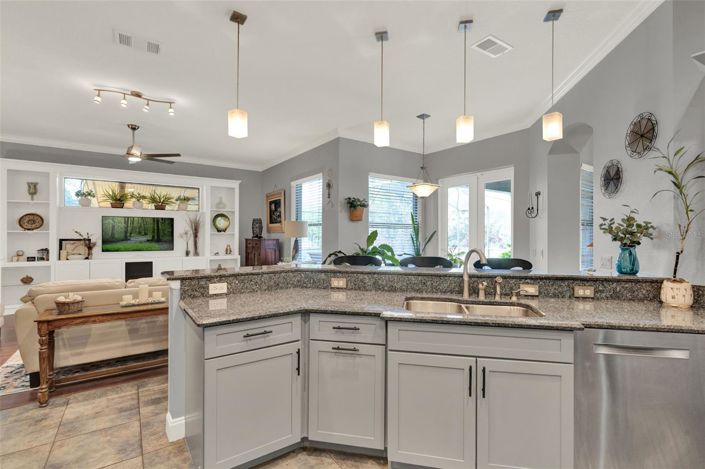 Image No.10-4 Bed House for sale