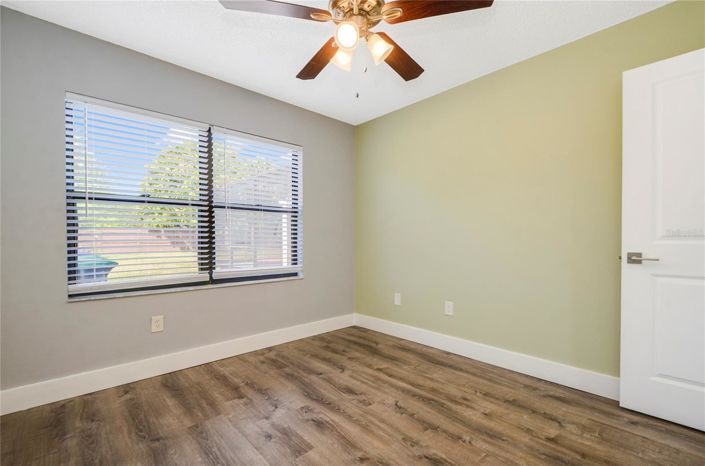 Image No.17-4 Bed House for sale