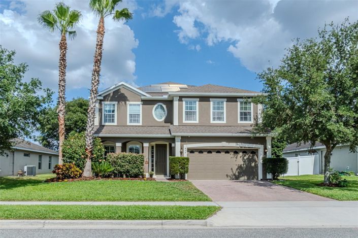 Image No.1-4 Bed House for sale