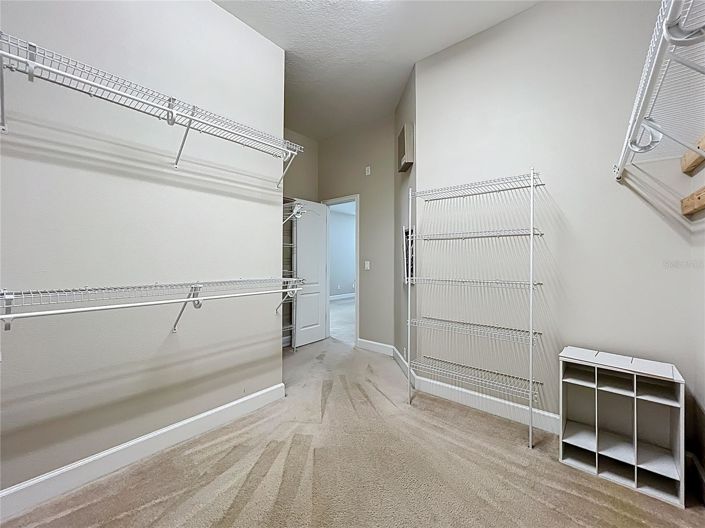 Image No.38-4 Bed House for sale