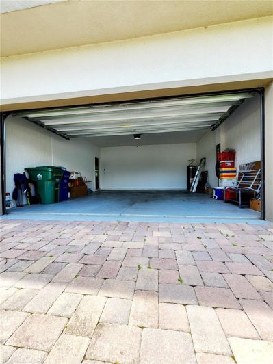 Image No.15-5 Bed House for sale