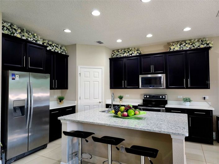 Image No.34-5 Bed House for sale