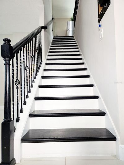 Image No.41-5 Bed House for sale