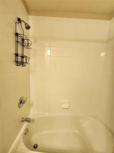 Image No.63-5 Bed House for sale