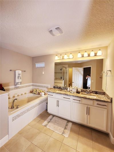 Image No.76-5 Bed House for sale