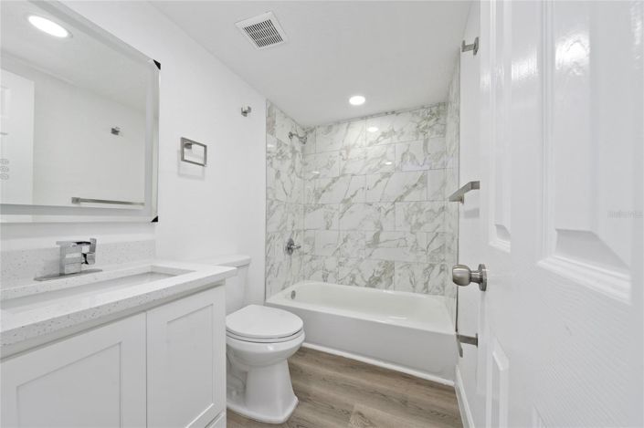 Image No.18-4 Bed House for sale