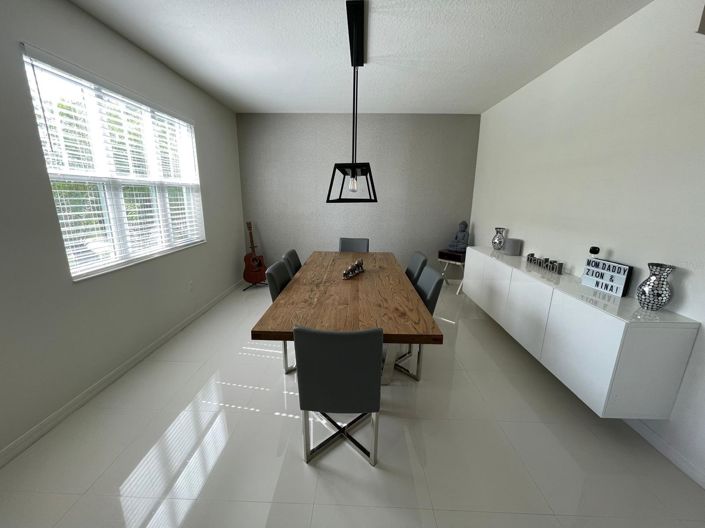 Image No.11-4 Bed House for sale