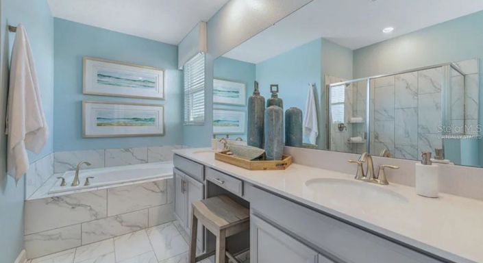 Image No.10-6 Bed House for sale