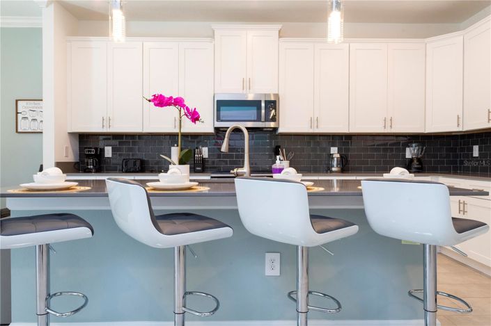 Image No.11-6 Bed House for sale