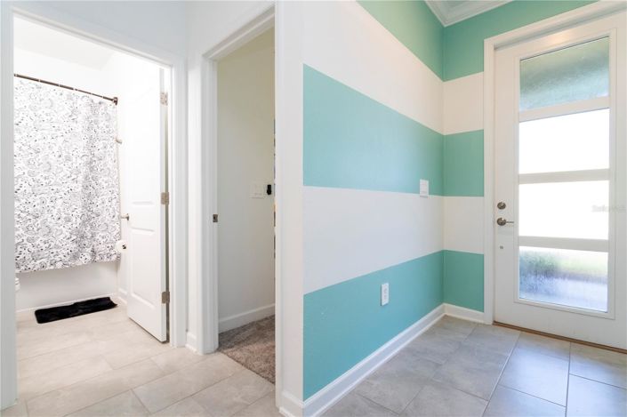 Image No.18-6 Bed House for sale