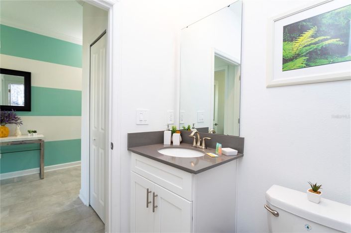 Image No.20-6 Bed House for sale