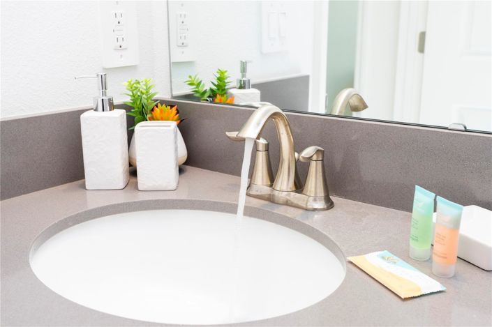 Image No.21-6 Bed House for sale