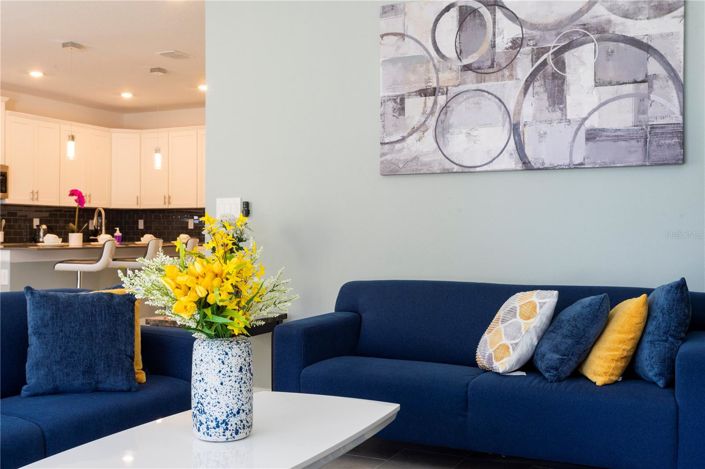 Image No.6-6 Bed House for sale