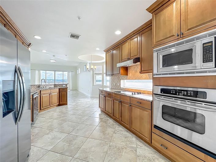 Image No.21-3 Bed Apartment for sale