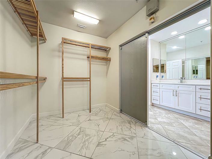 Image No.51-3 Bed Apartment for sale